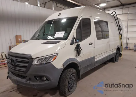 2021 Mercedes-Benz Sprinter 2500 High Roof V6 z USA, uszkodzony, nr VIN W1Y4ECVY3MT061250